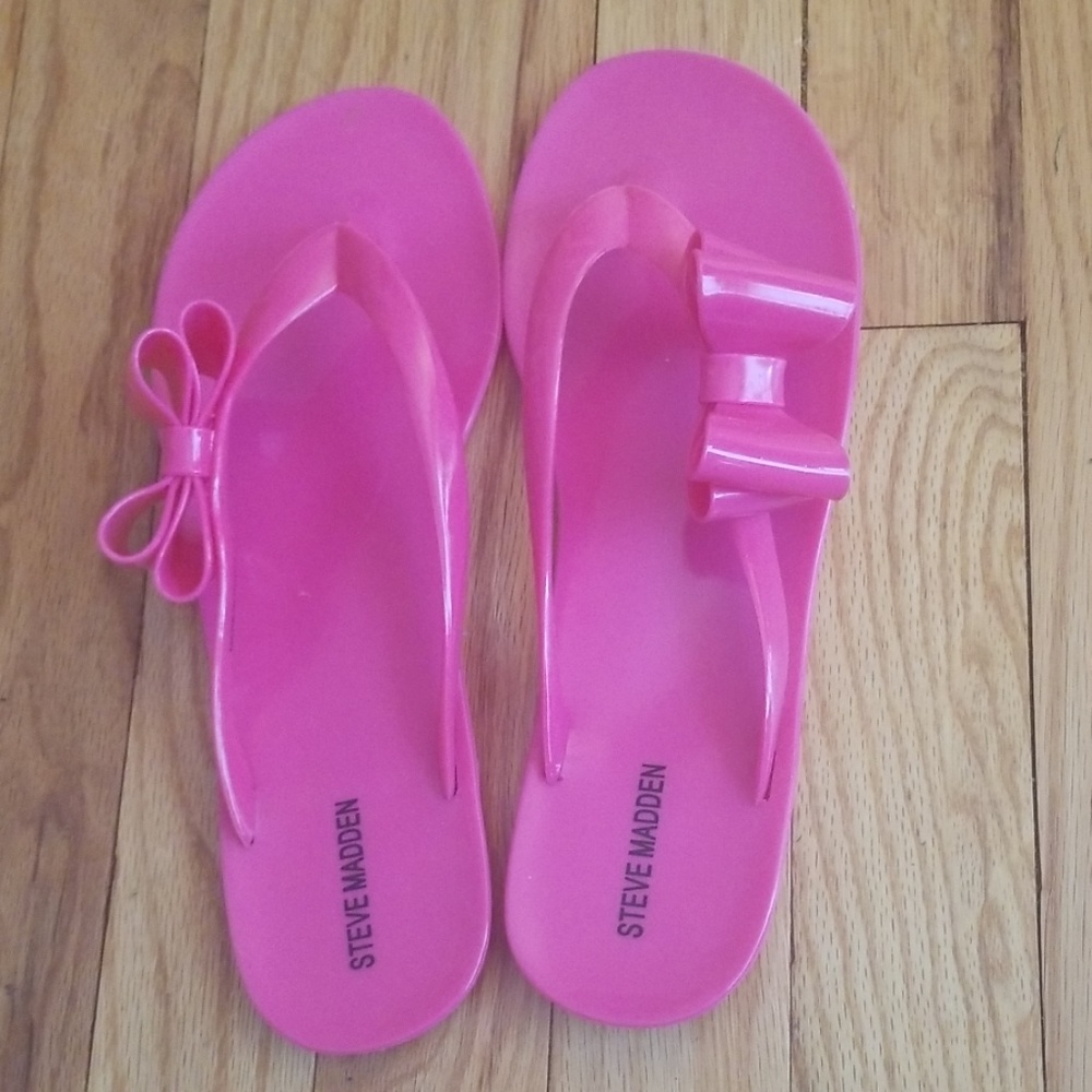 Steve madden pink jelly flip flops
